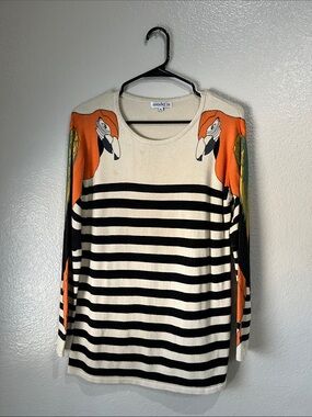 ModeLia Cream Black Stripes Orange parrot Print Knit Sweater Sz XL Chic